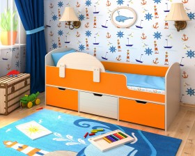 Кровать Малыш-мини с бортиком Дуб молочный/Оранжевый в Туле - tula.katalogmebeli.com | фото